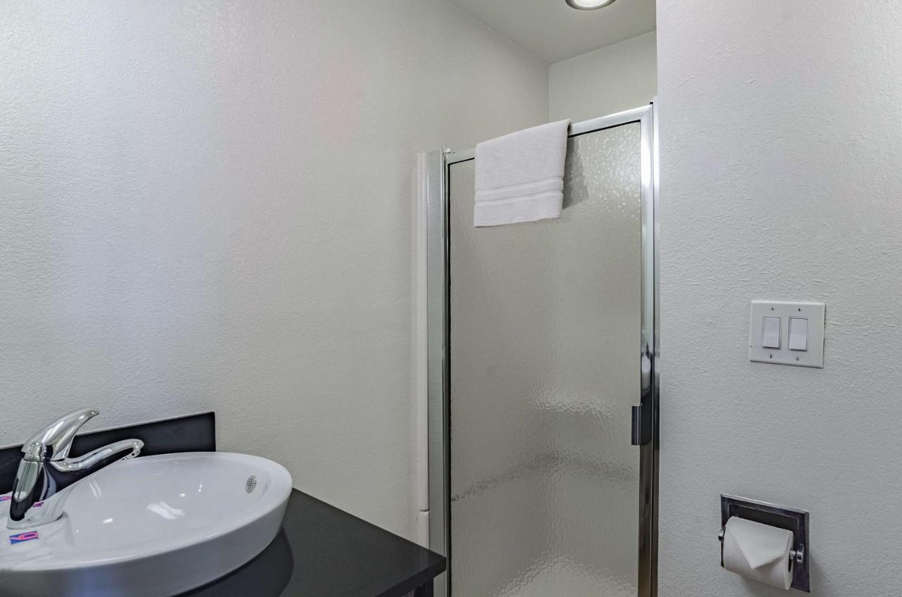 Motel 6 Riverton Wy Экстерьер фото