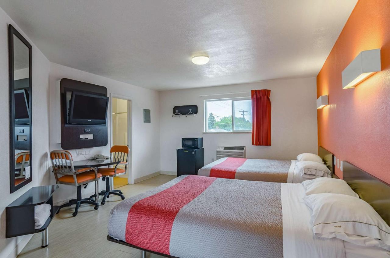 Motel 6 Riverton Wy Экстерьер фото