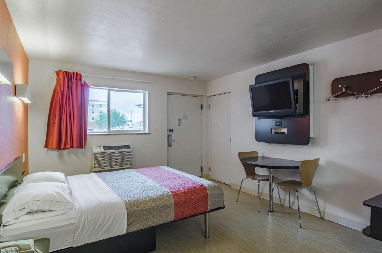 Motel 6 Riverton Wy Экстерьер фото