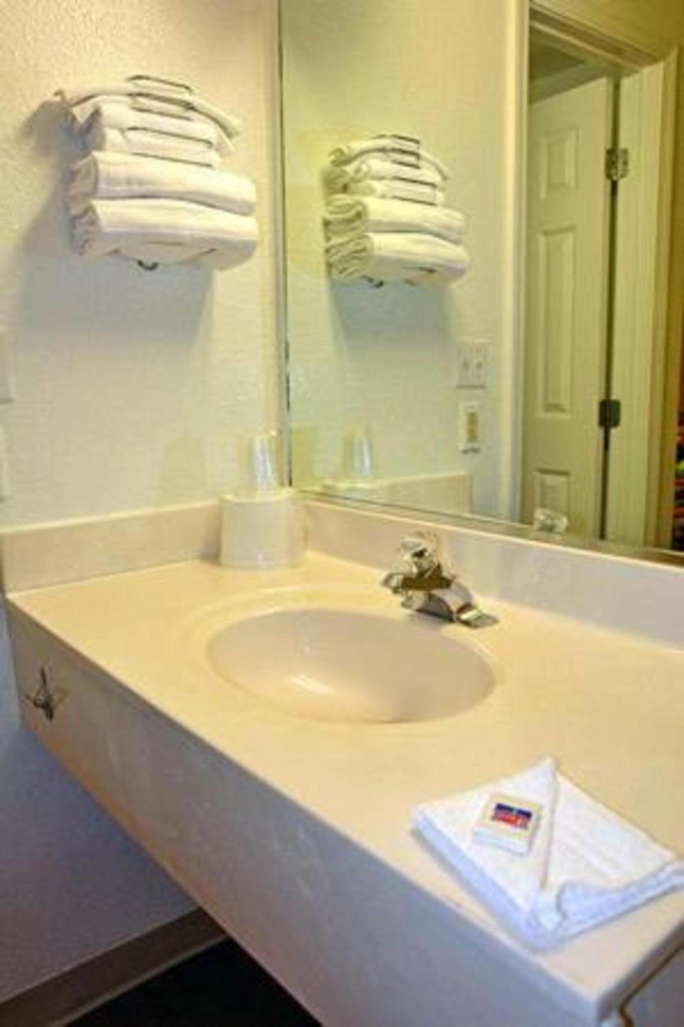 Motel 6 Riverton Wy Экстерьер фото