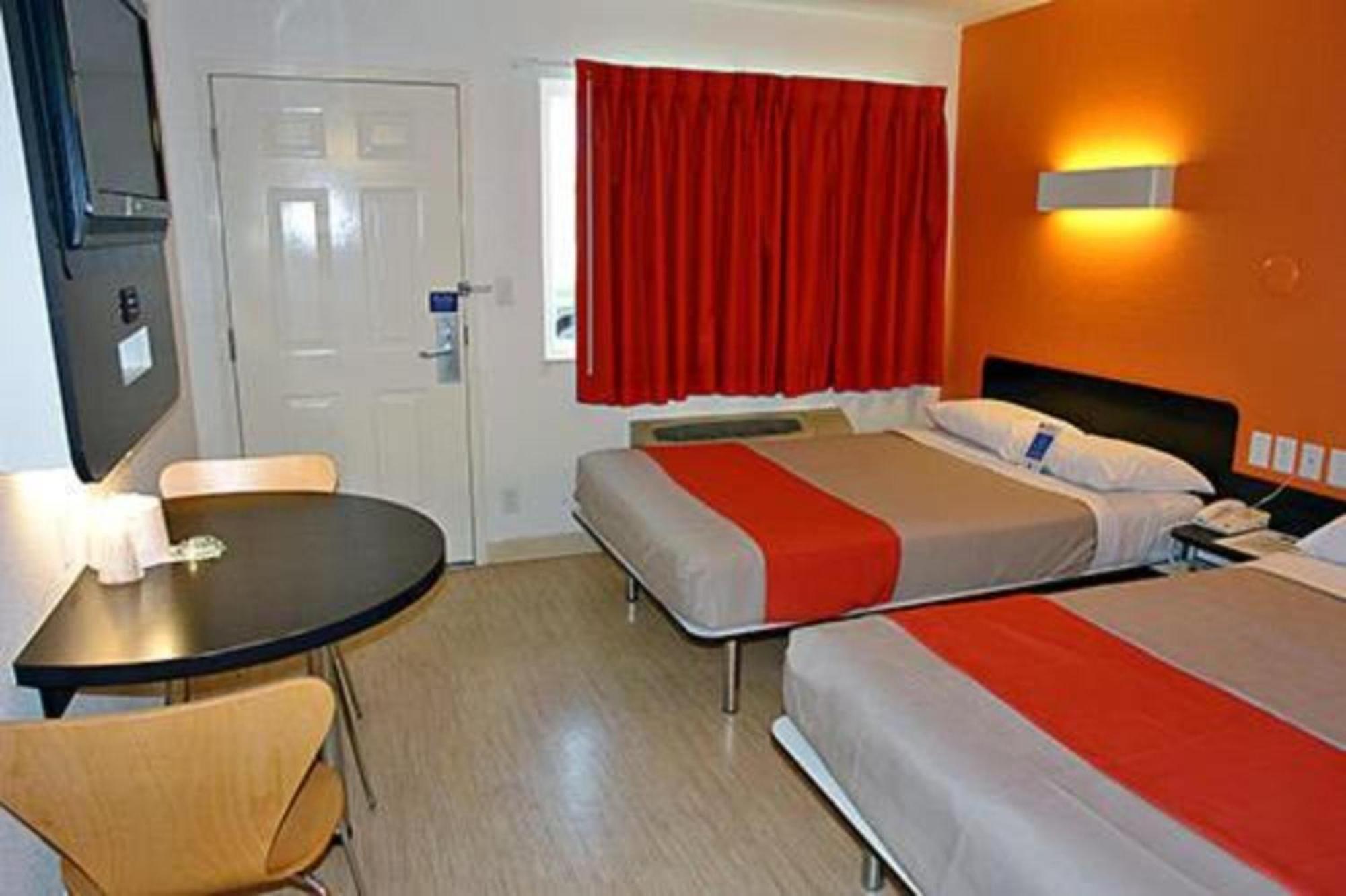 Motel 6 Riverton Wy Экстерьер фото