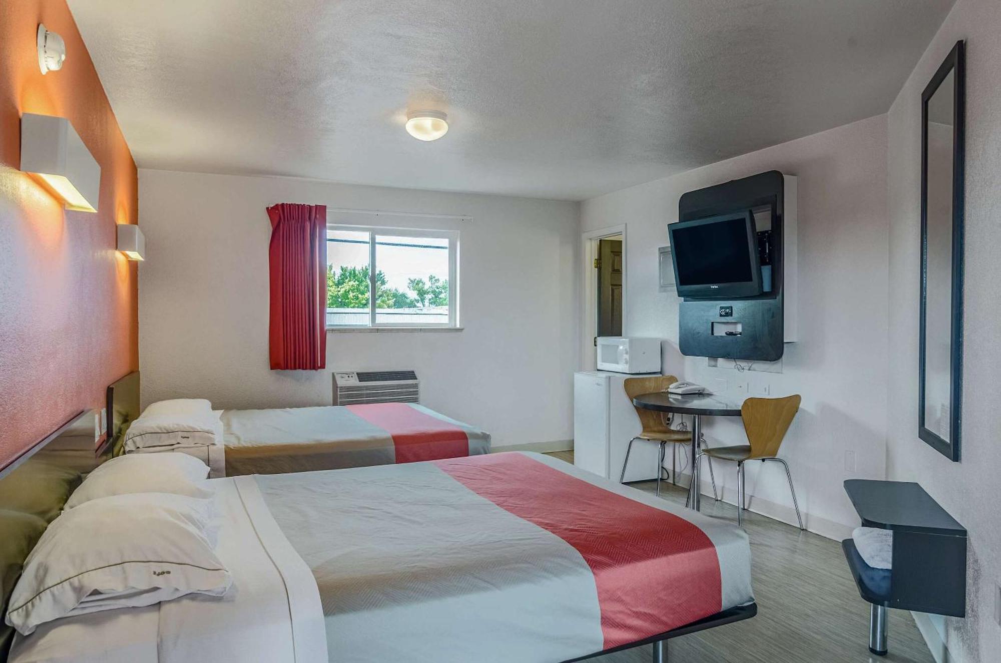 Motel 6 Riverton Wy Экстерьер фото